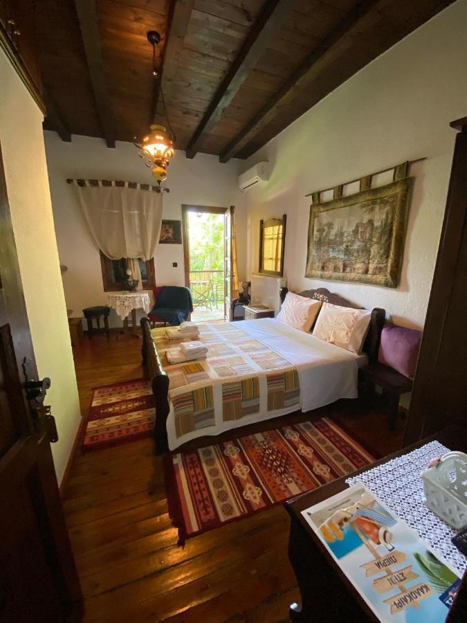 Petrino Hotel Palaios Panteleimonas Exterior foto